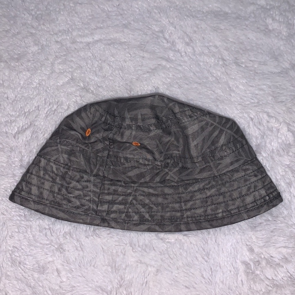 George printed bucket hat